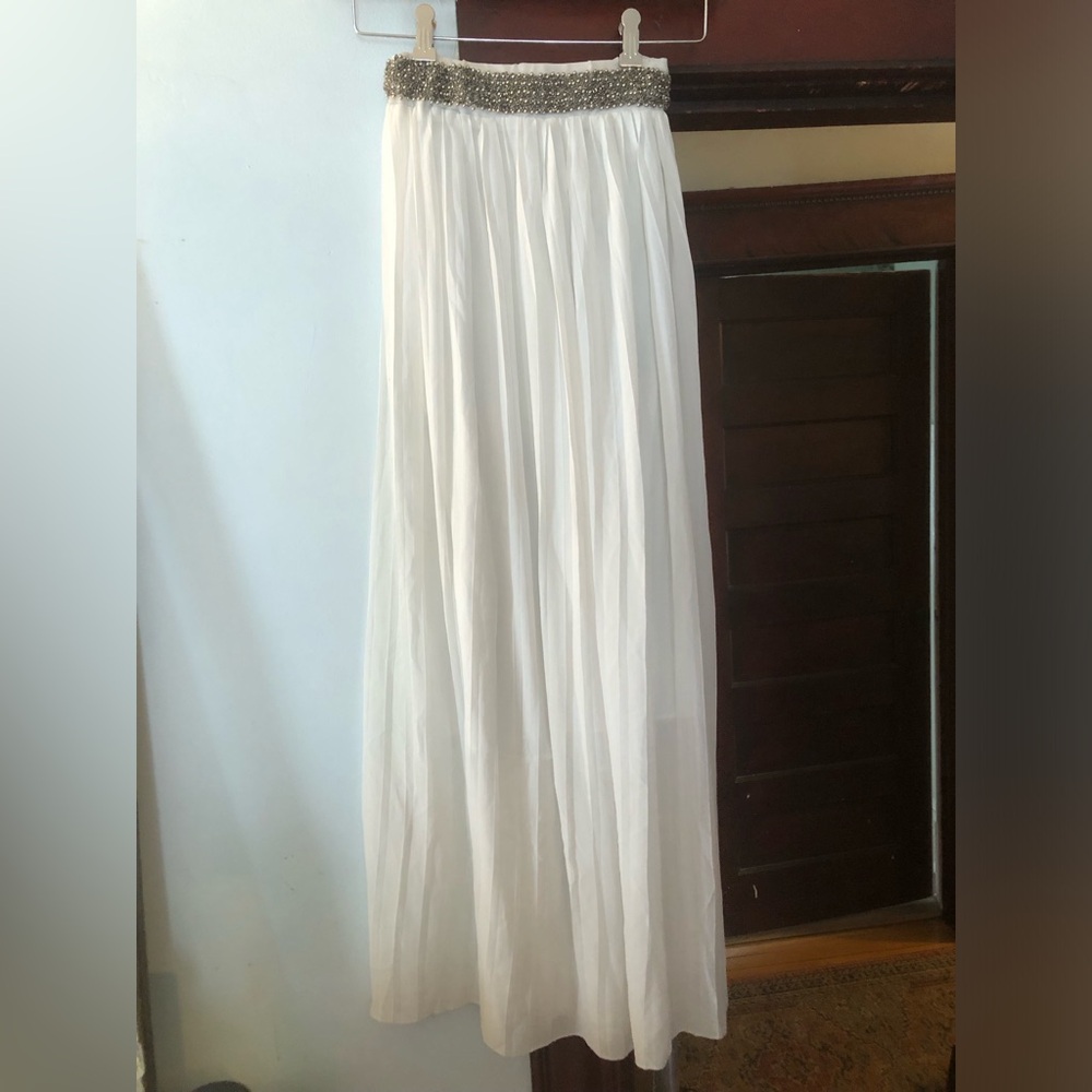 Airan Elegant White pleated crepe  Maxi Skirt with beaded waist